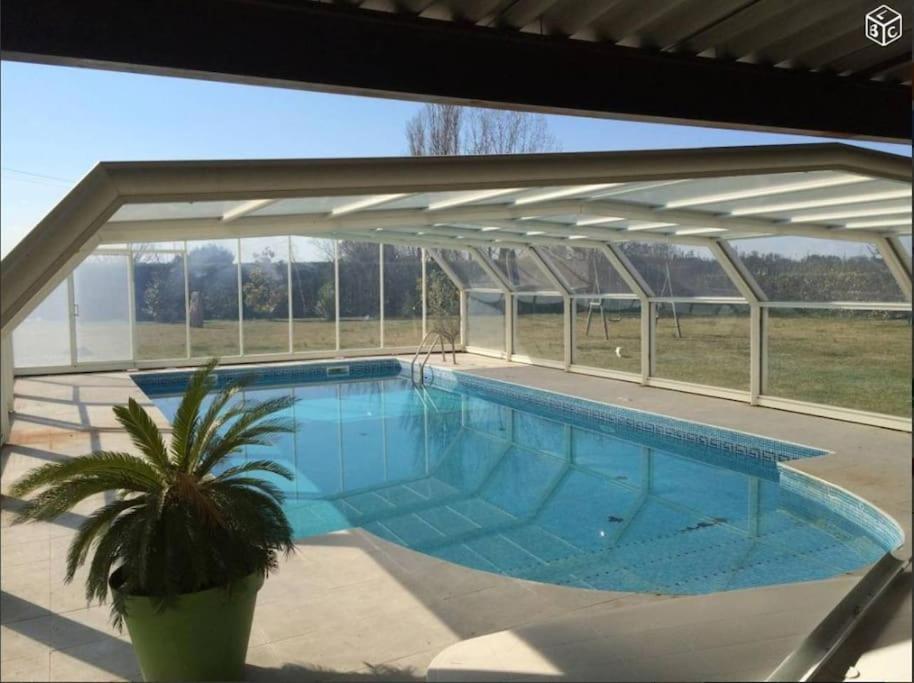 Mobil-Home Dans Un Beau Cadre A 15 Km Des Plages. Lunel  Bagian luar foto